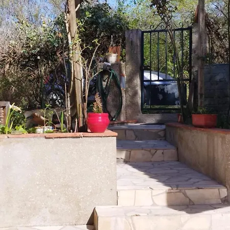 Le Cledon Holiday home